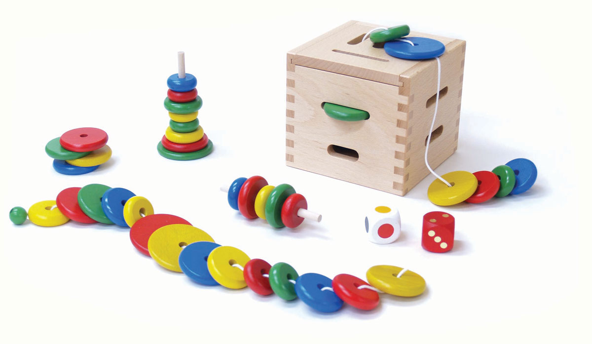 木のおもちゃ　株式会社　Advanのサイトです